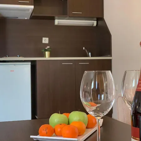 Lejlighed Stayinn Banderitsa In *